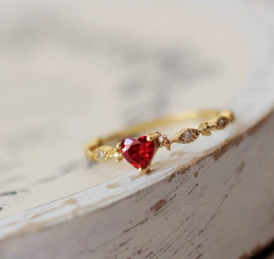 Ruby Heart Gold Ring S925